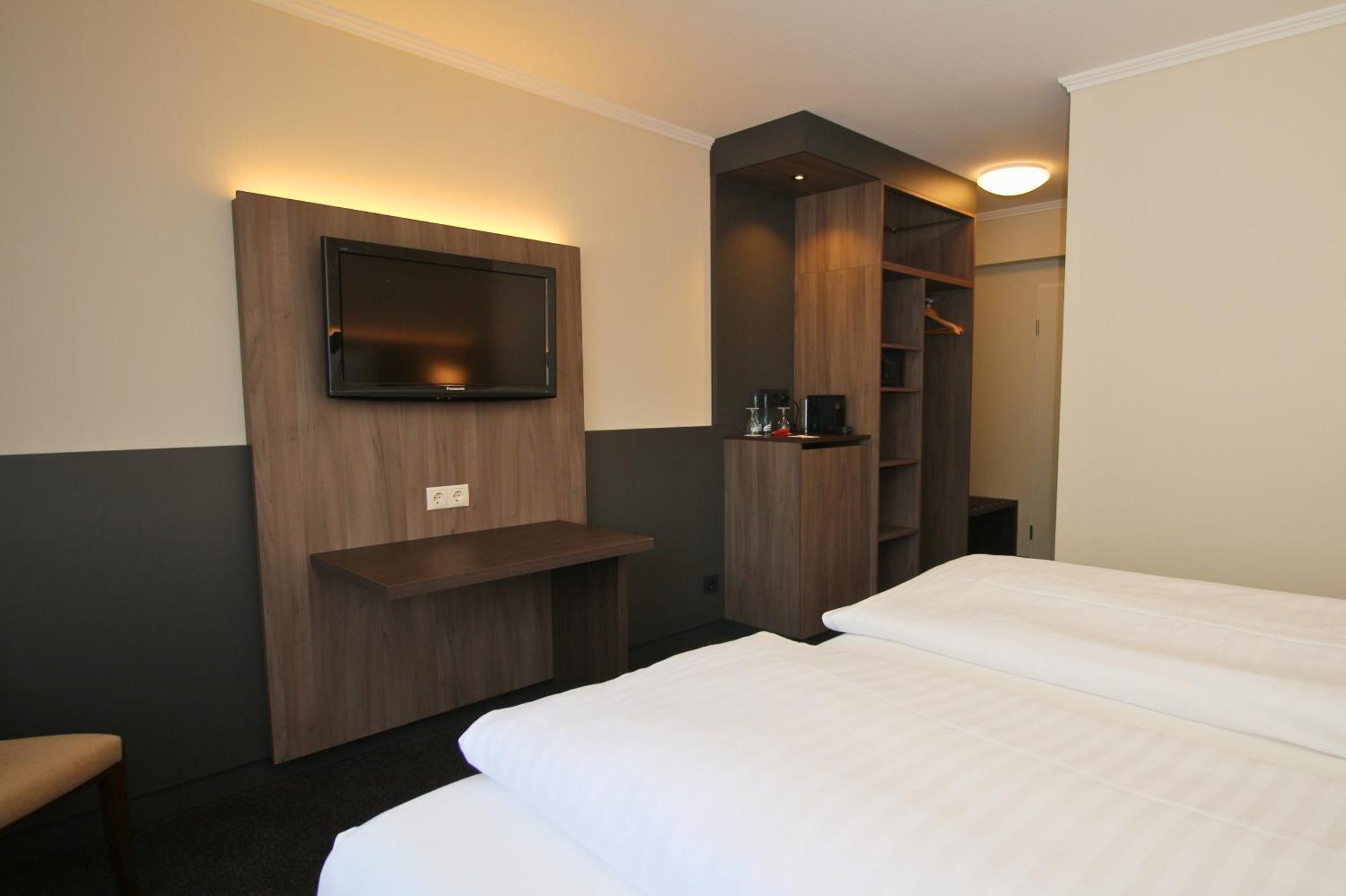 Hotel Graf Balduin Esterwegen Buitenkant foto